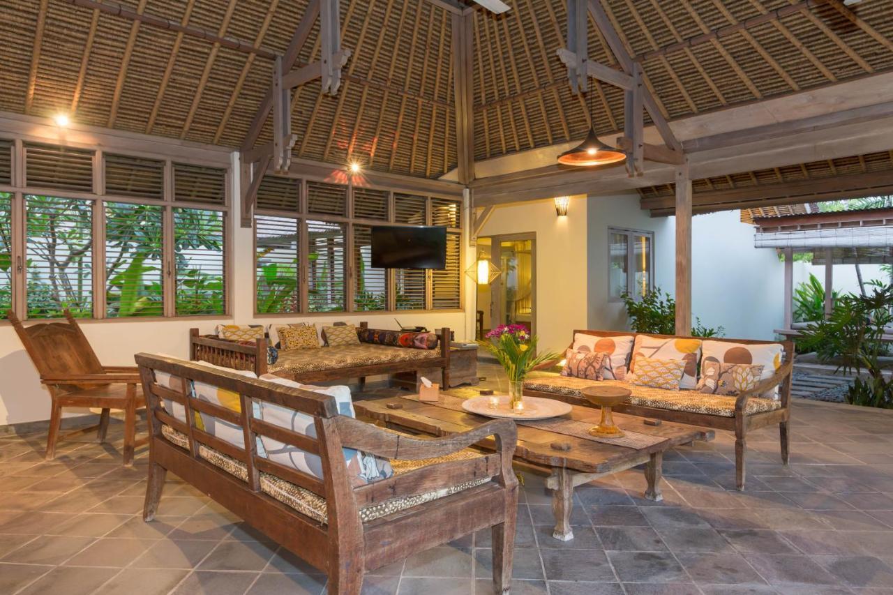 סמיניאק Villa Damai Taman מראה חיצוני תמונה