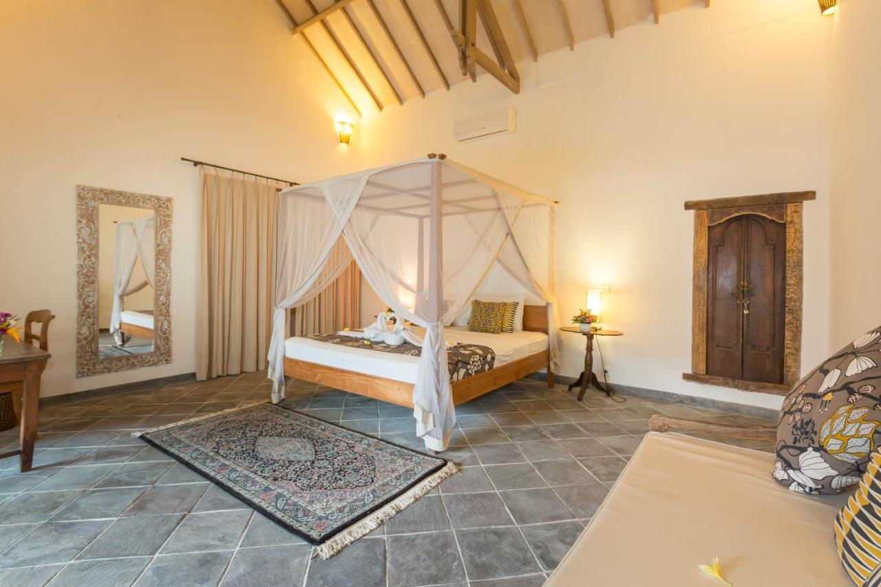 סמיניאק Villa Damai Taman מראה חיצוני תמונה